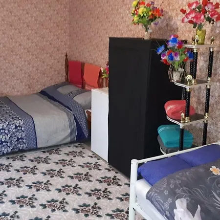 Homestay One Private Near The Airport