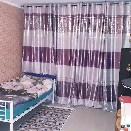 One Private Near The Airport * Sevran